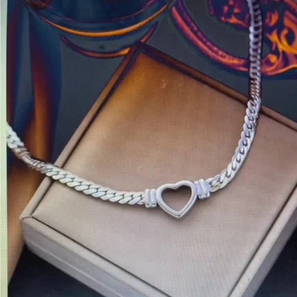 Silver stainless steel necklace New - Picture 1 of 2